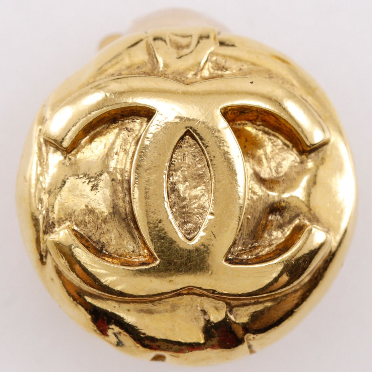 Chanel 96A CC Logo Vintage Gold Plated Earrings — view 6
