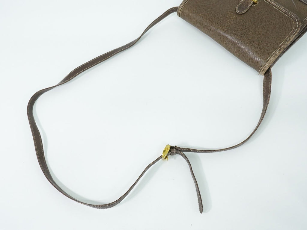 Loewe Anagram Shoulder Bag Pochette Leather Brown — view 4