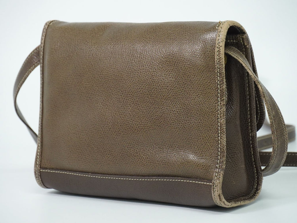 Loewe Anagram Shoulder Bag Pochette Leather Brown — view 2
