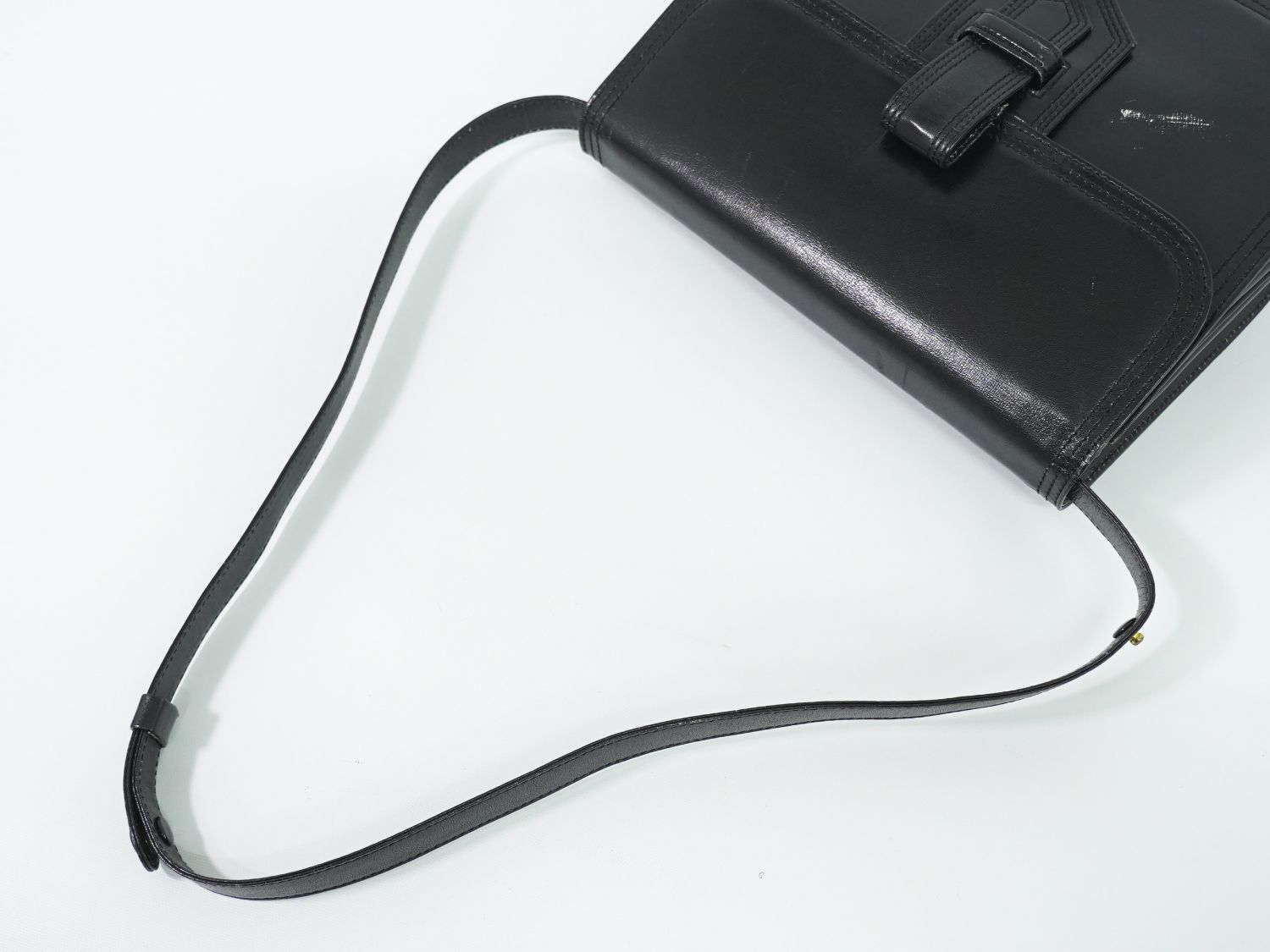 Saint Laurent YSL Leather Shoulder Bag Black — view 4