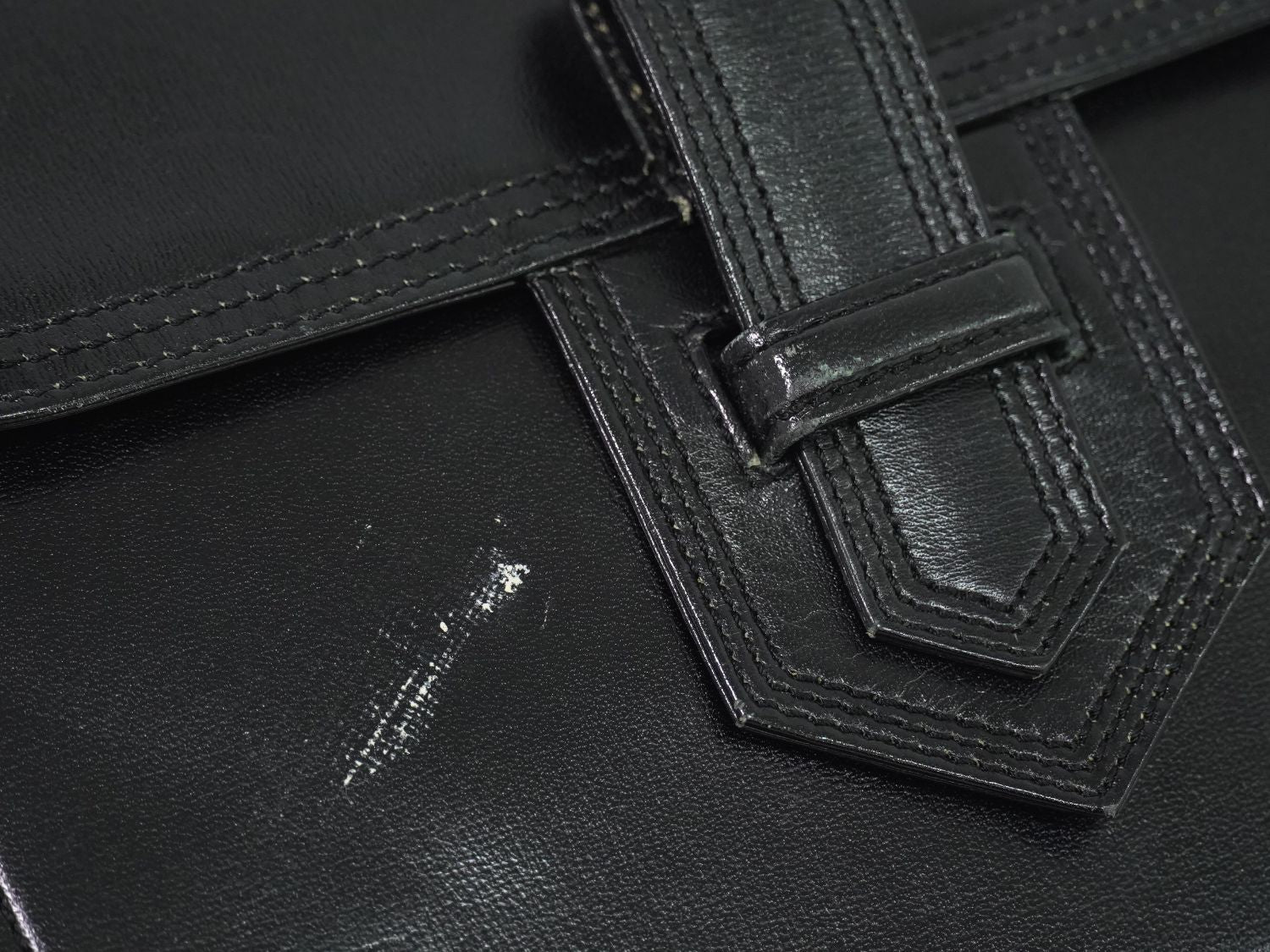 Saint Laurent YSL Leather Shoulder Bag Black — view 7