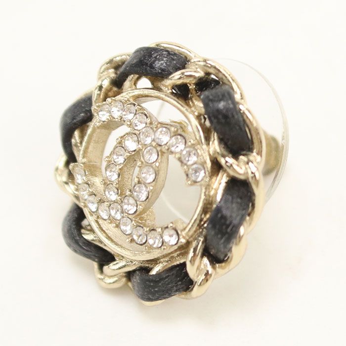 Chanel CC Logo Earrings Metal — view 3
