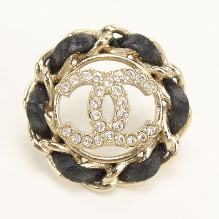 Chanel CC Logo Earrings Metal — view 2