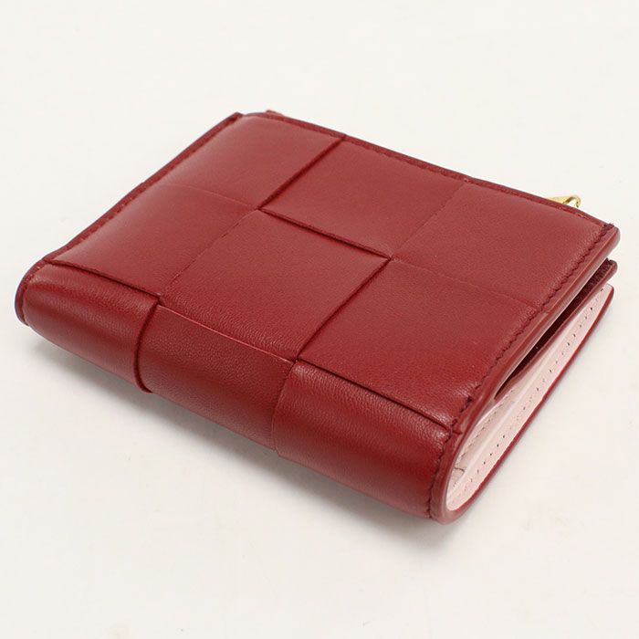 Bottega Veneta Maxi Intrecciato Bifold Wallet Lambskin — view 2