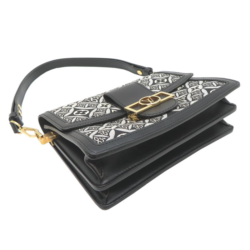 Louis Vuitton Shoulder Bag — view 3