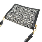 Louis Vuitton Shoulder Bag — view 4
