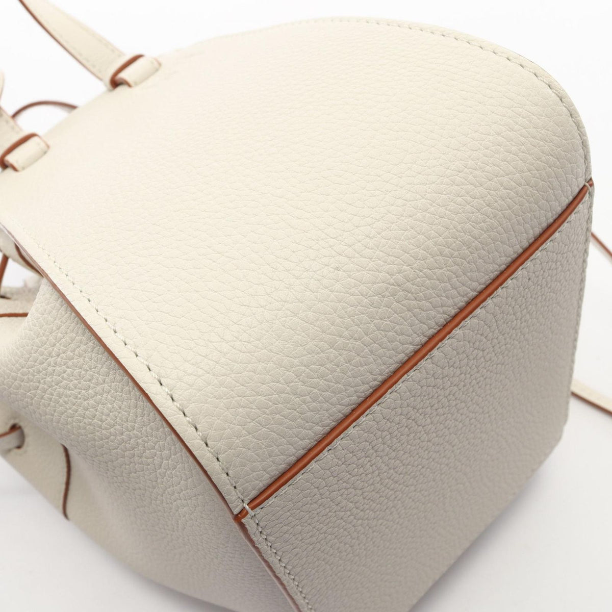 Loewe Handbag Hammock Drawstring Bag Mini 2-Way Off White Leather — view 5