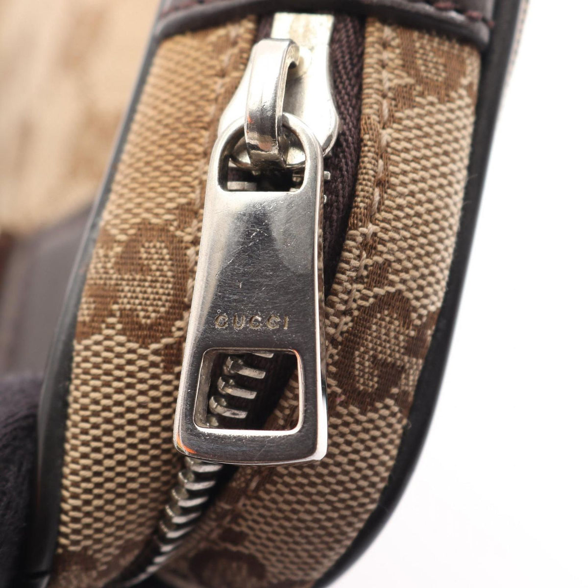 Gucci Waist Bag GG Canvas Beige Brown — view 7