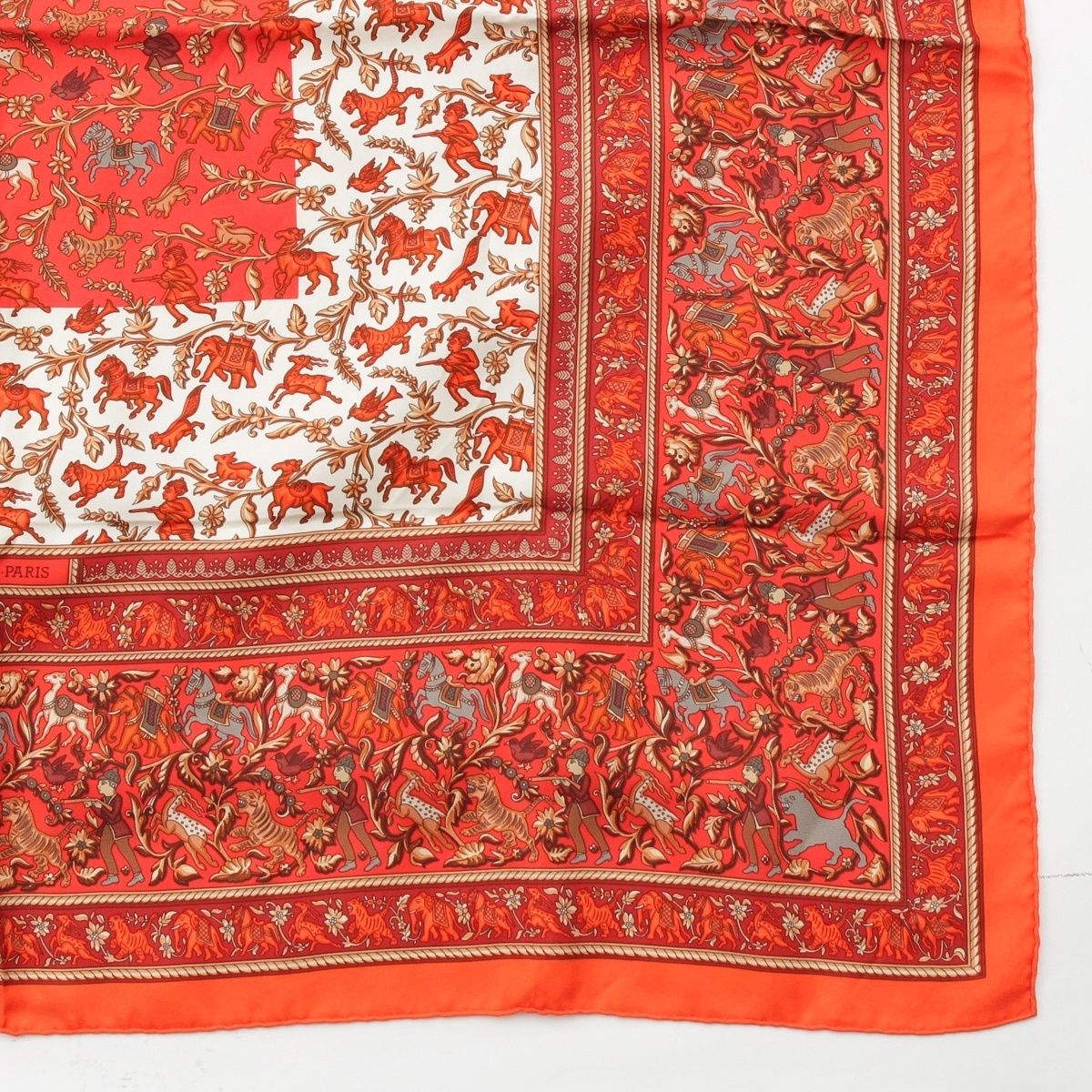 Hermes Carre 90 Silk Chasse en Inde Indian Hunting Scarf Orange 90 — view 5