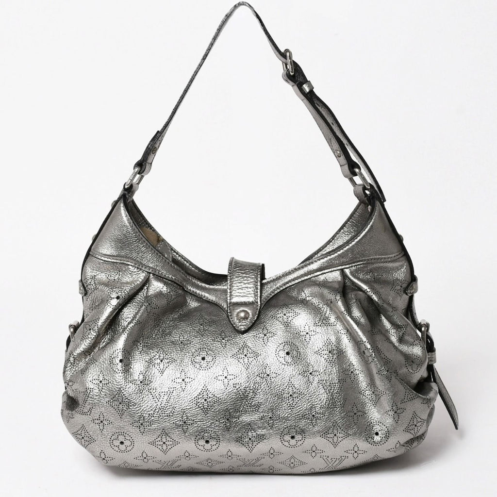 Louis Vuitton Mahina XS Shoulder Bag Argent Metallic Silver — view 2