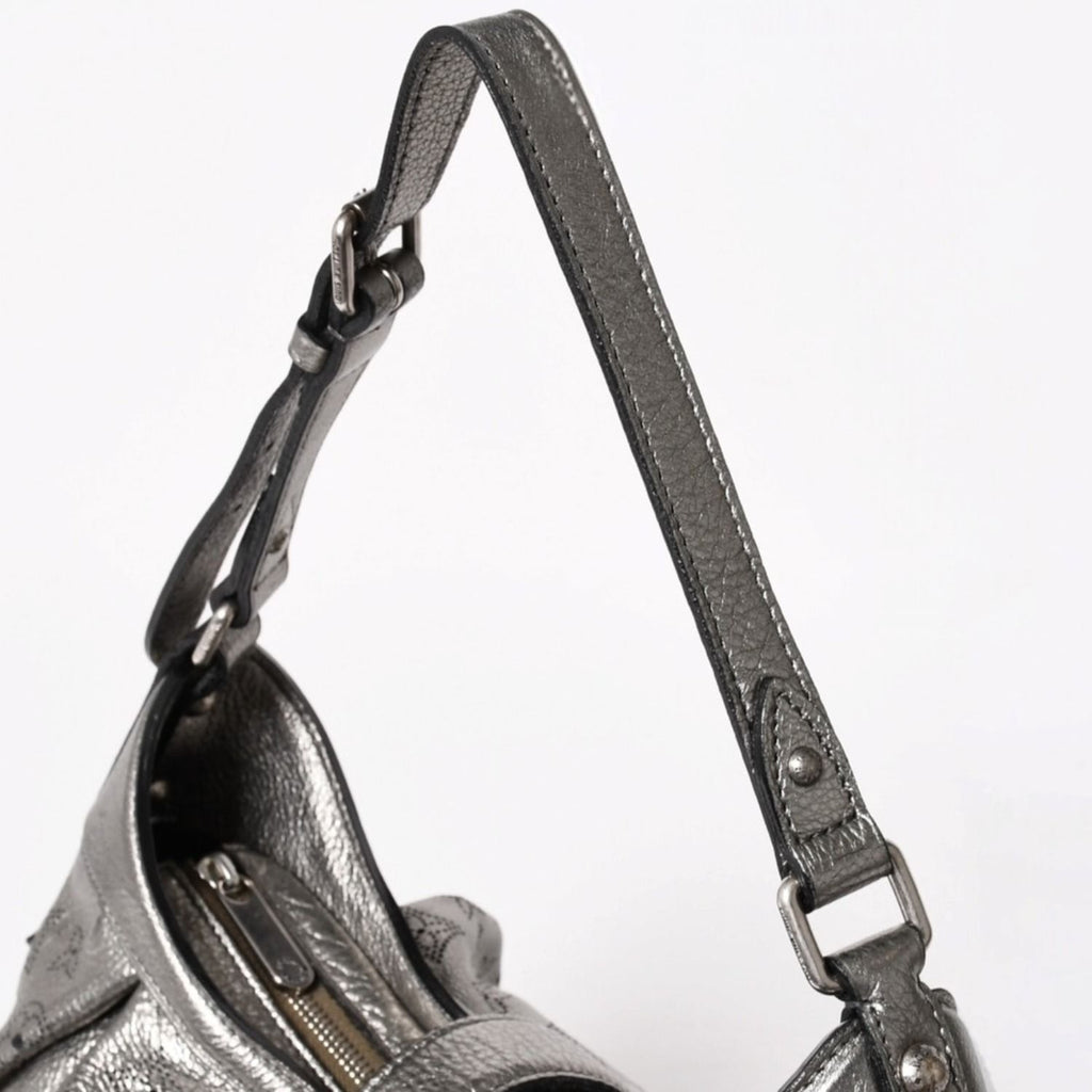 Louis Vuitton Mahina XS Shoulder Bag Argent Metallic Silver — view 5