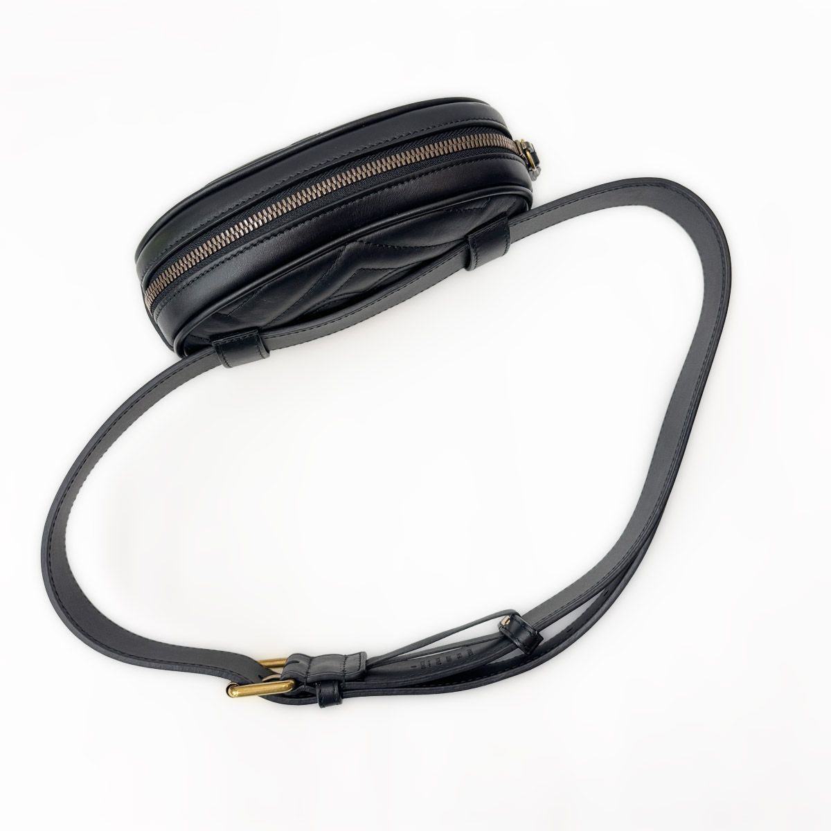 Gucci Waist Bag Belt Pouch Black Gold Clutch Leather GG Marmont — view 3