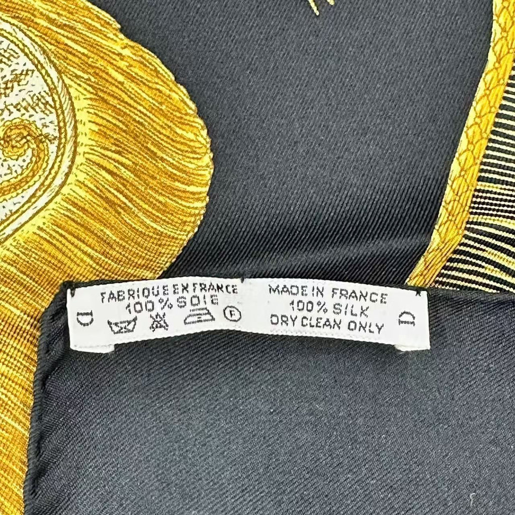 Hermes Scarf Silk Carre 90 Poste Et Cavalerie Saber Decorative Bag Black — view 8