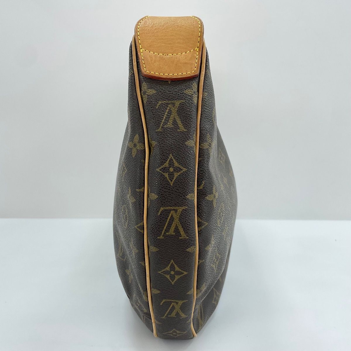 Louis Vuitton Shoulder Bag Croissant GM — view 5