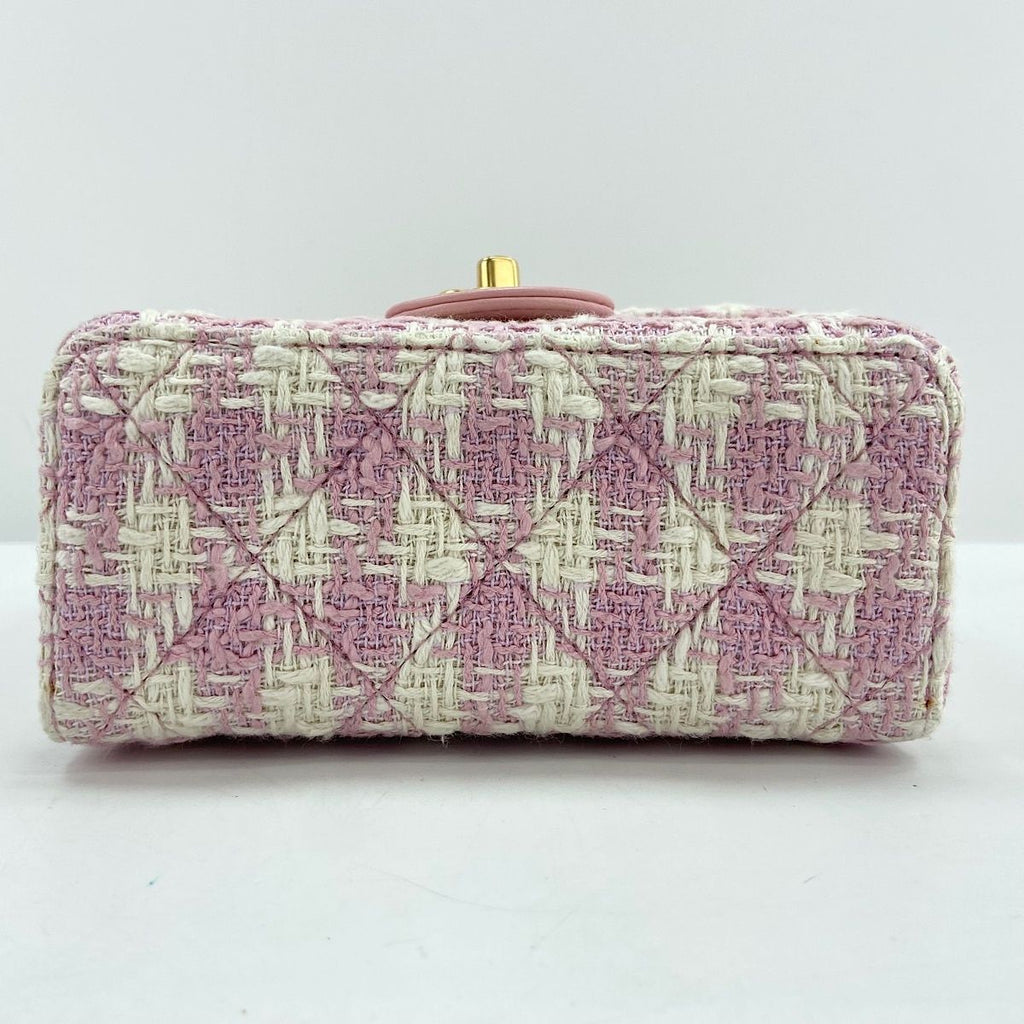 Chanel Shoulder Bag Quilted — view 7