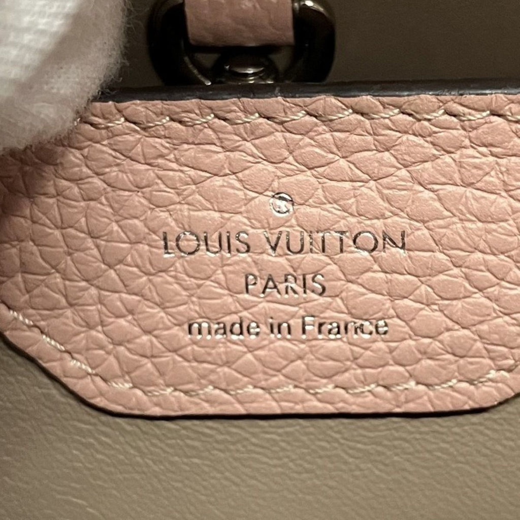 Louis Vuitton Capucines BB Handbag Taurillon Leather — view 4