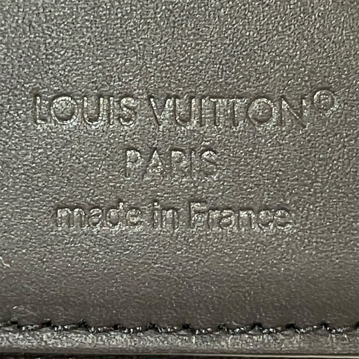 Louis Vuitton Portefeuille Pilot Monogram Taurillon Trifold Wallet — view 4