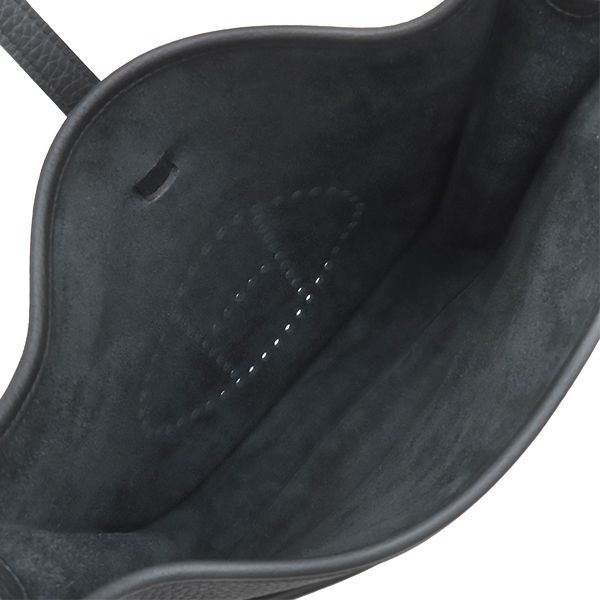 Hermes Shoulder Bag Evelyne 3 PM Taurillon Clemence Black Gold — view 6