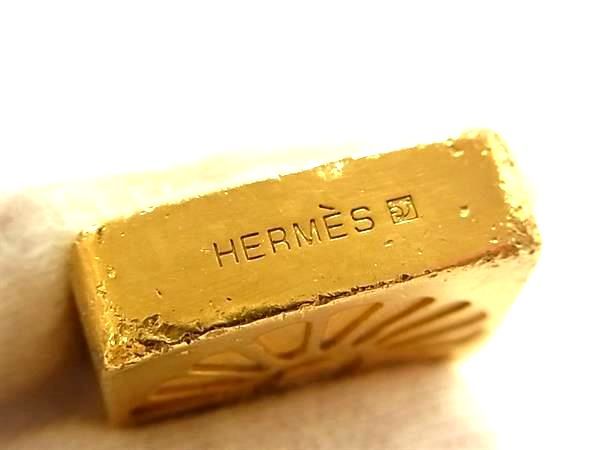 Hermes le Soleil Taiyo Limited Cadena Padlock Charm Pendant Gold — view 4