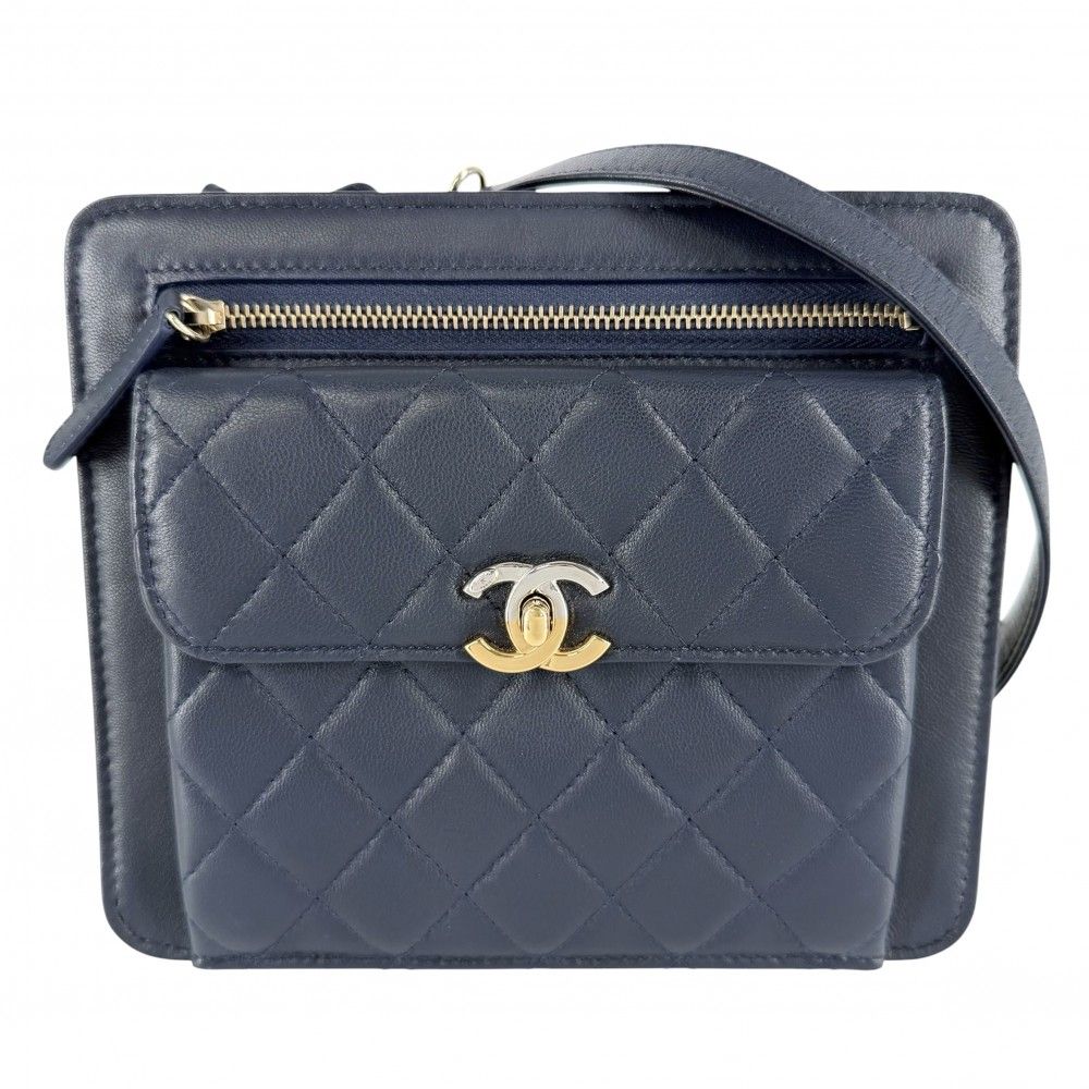 Chanel Shoulder Bag Quilted CC Logo Bag Crossbody Lambskin Navy Gold Silver