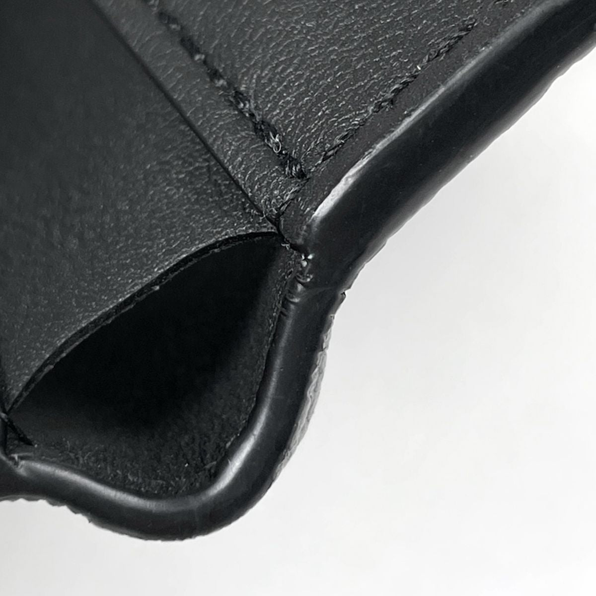 Louis Vuitton Victor Wallet Monogram Shadow Leather Noir — view 4