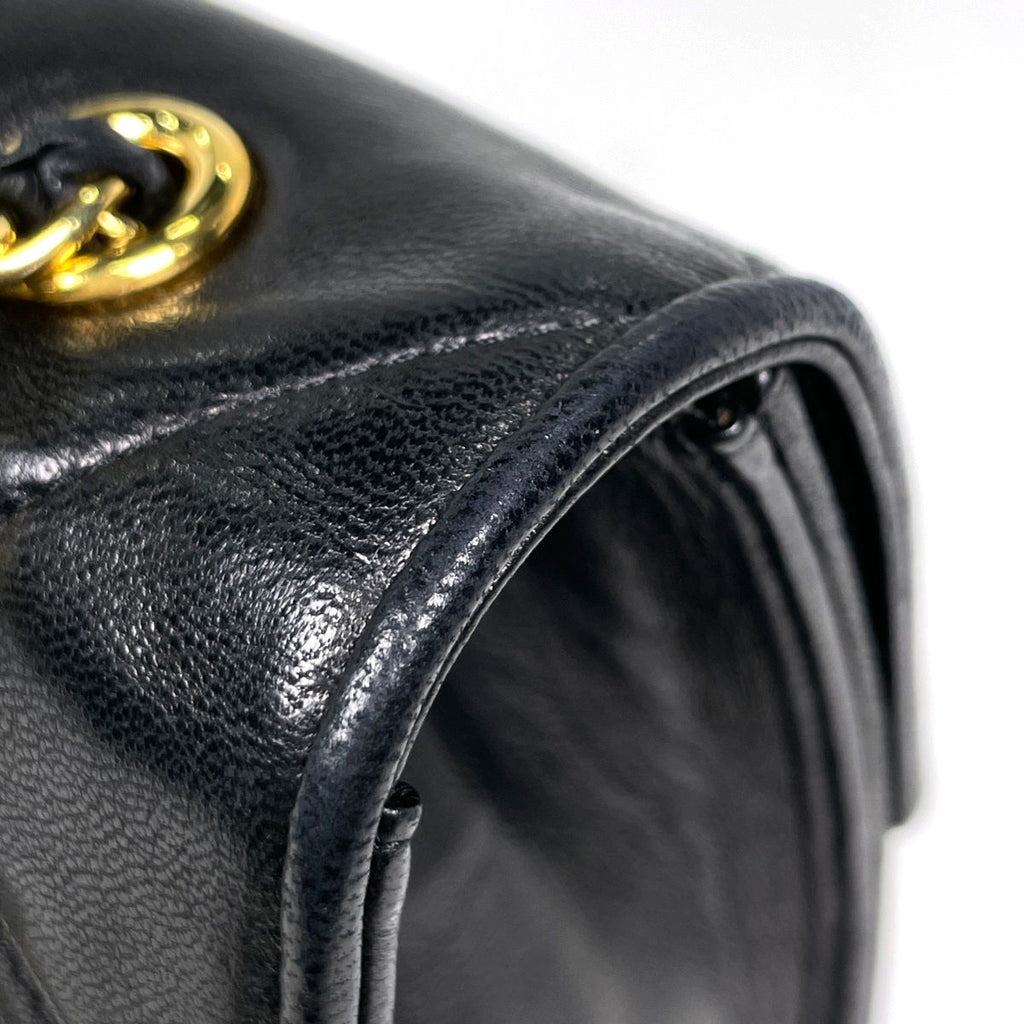 Chanel CC Logo Chain Shoulder Bag Quilted Leather Black — view 4