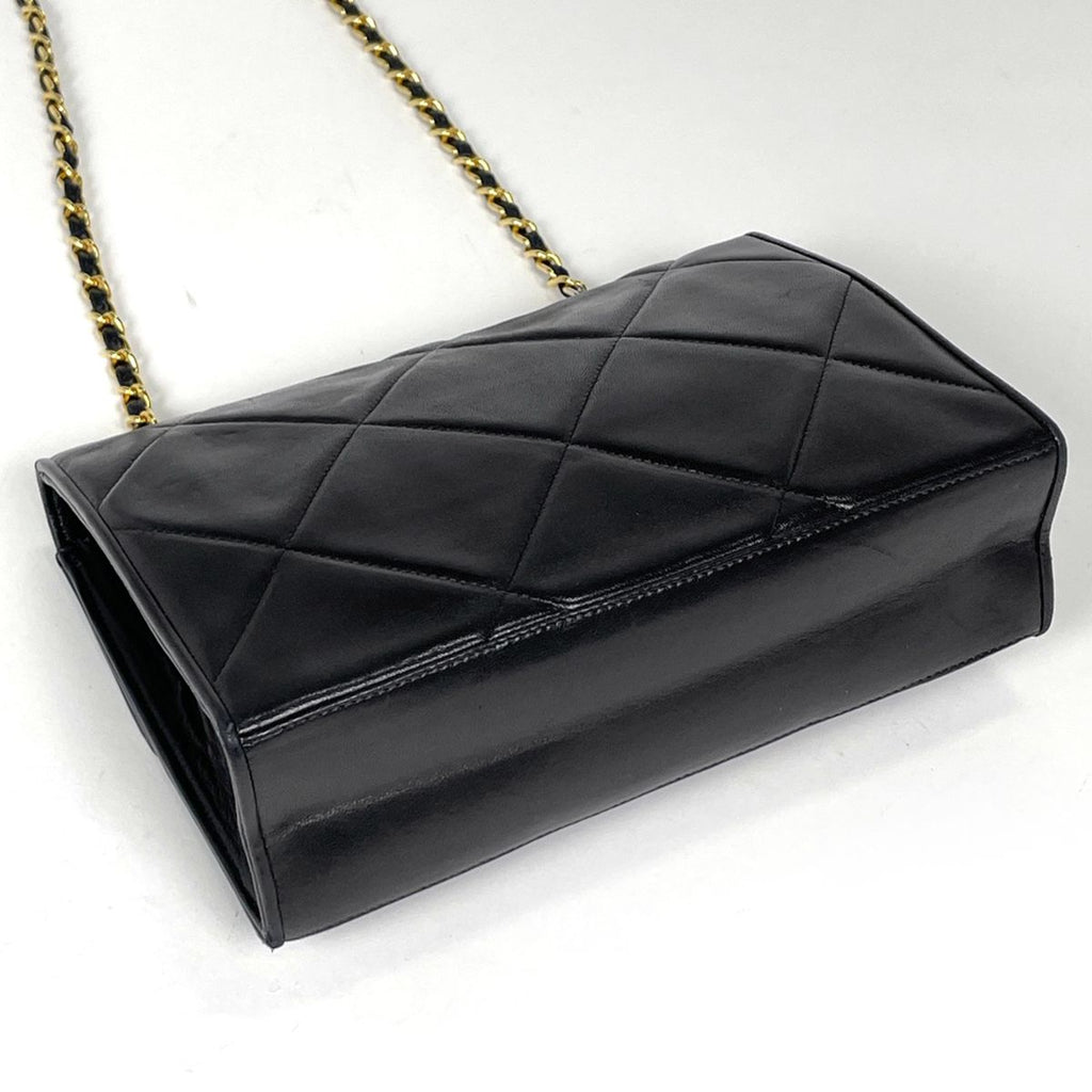 Chanel CC Logo Chain Shoulder Bag Quilted Leather Black — view 2