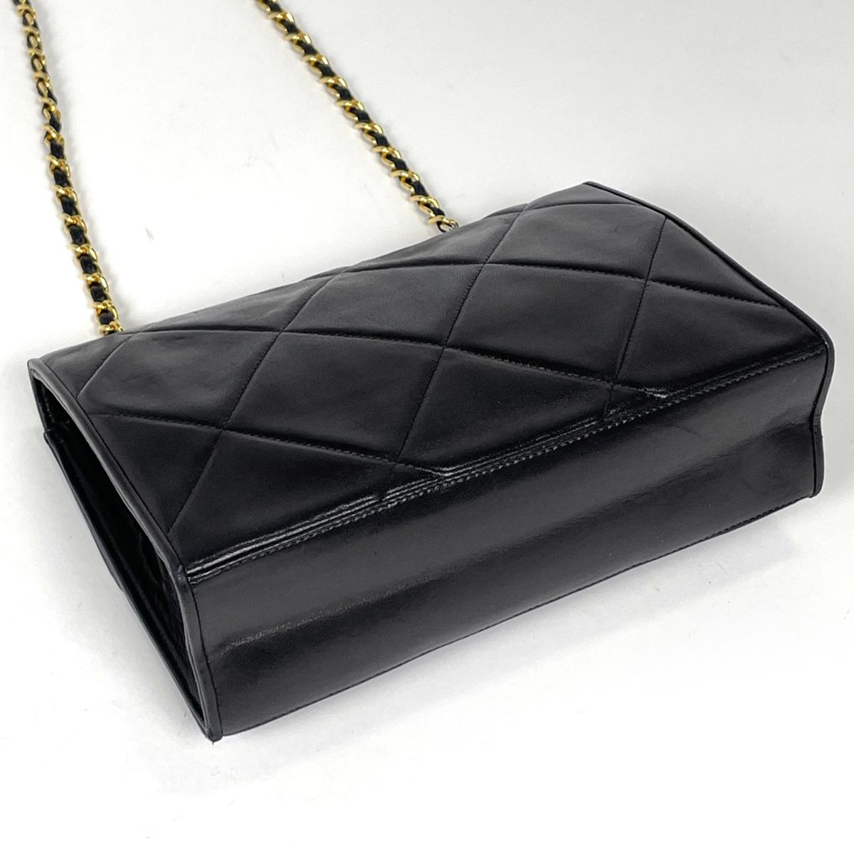 Chanel CC Logo Chain Shoulder Bag Quilted Leather Black — view 2