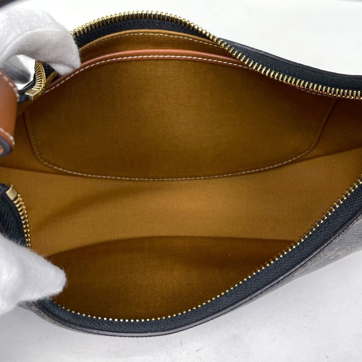 Celine Ava Shoulder Bag Triomphe Black Brown — view 7