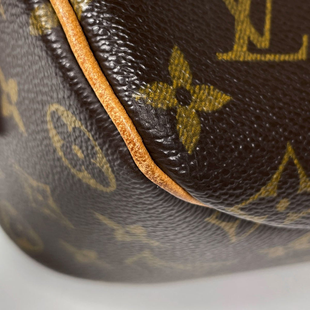 Louis Vuitton Shoulder Bag Monogram Brown — view 3