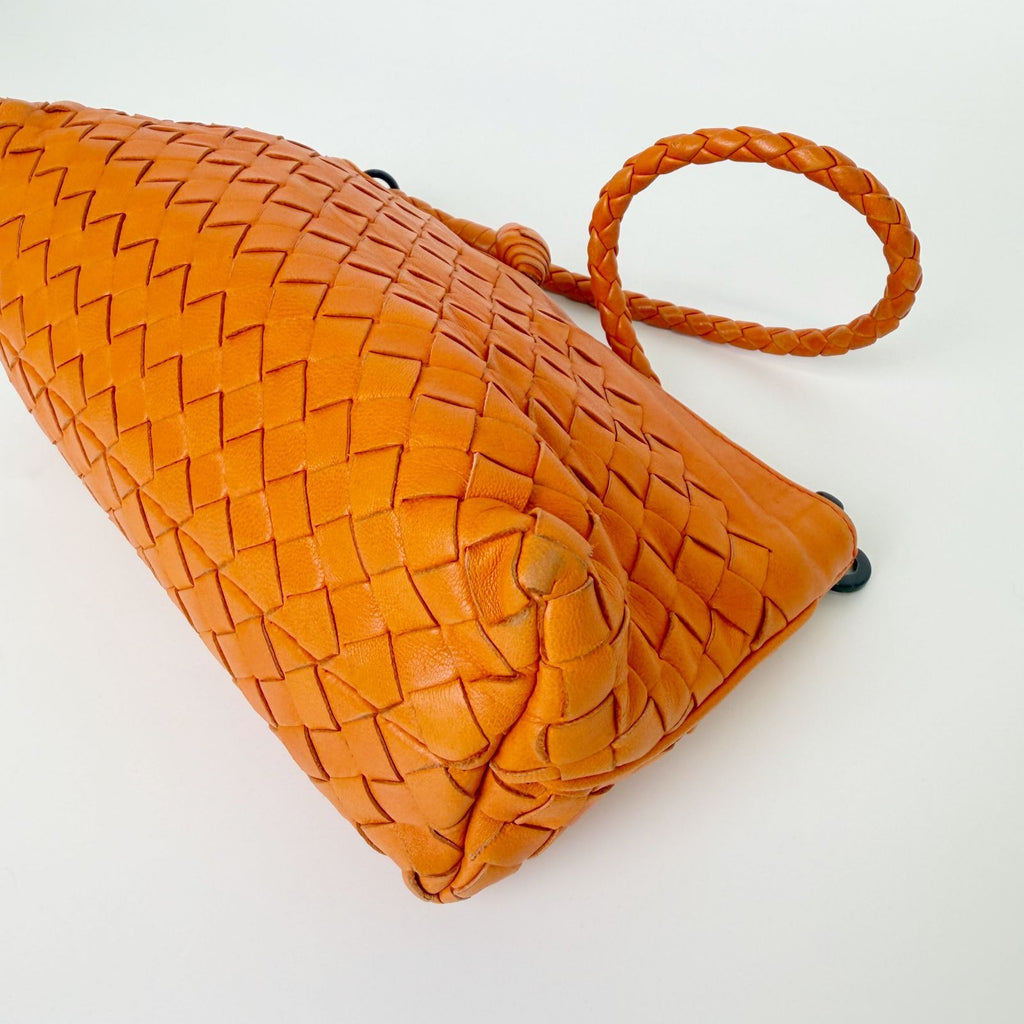 Bottega Veneta Intrecciato Shoulder Bag Leather Orange Vintage — view 8