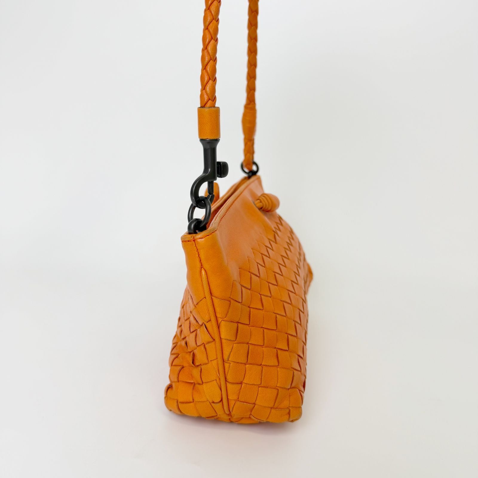 Bottega Veneta Intrecciato Shoulder Bag Leather Orange Vintage — view 4