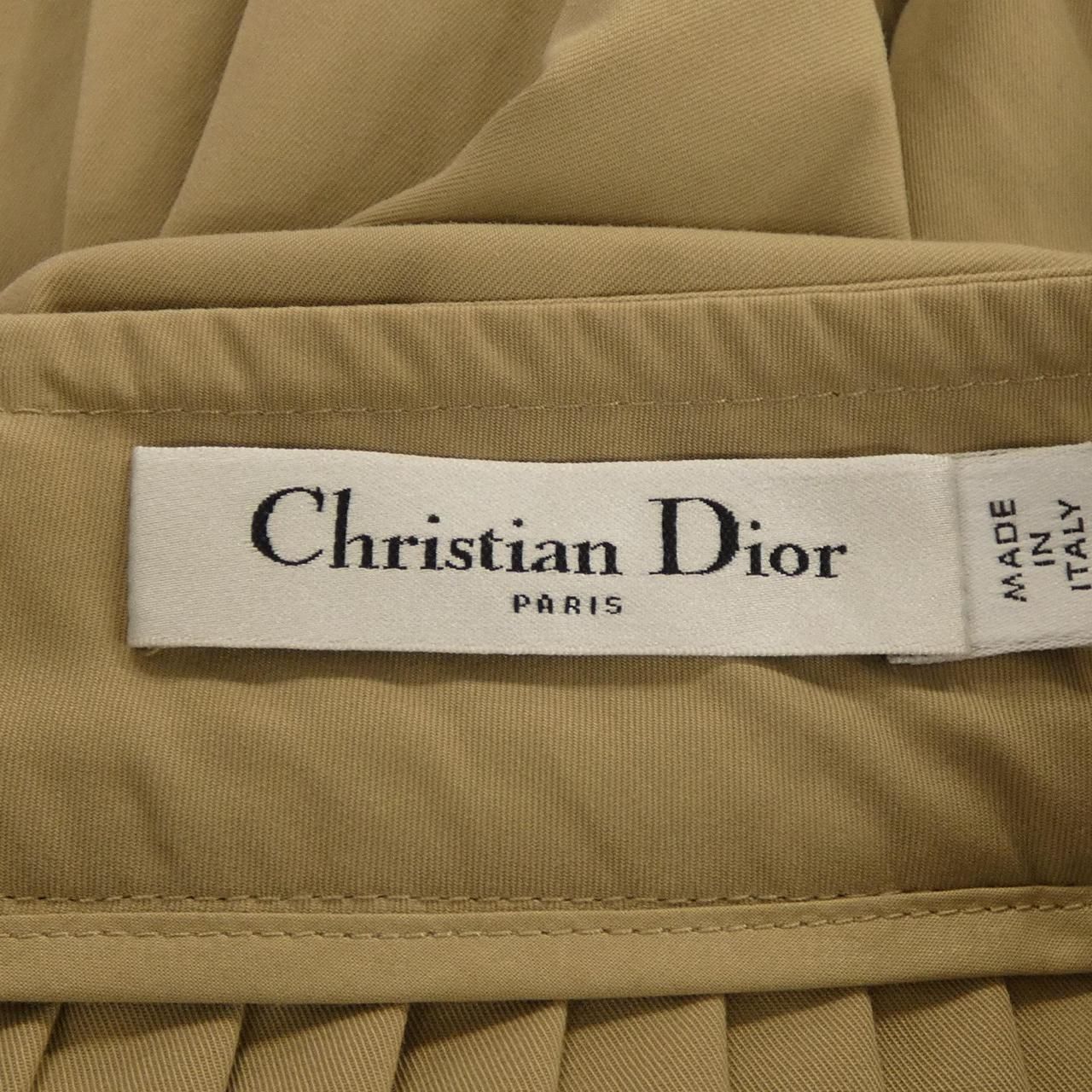 Dior Pret Mini Skirt — view 4