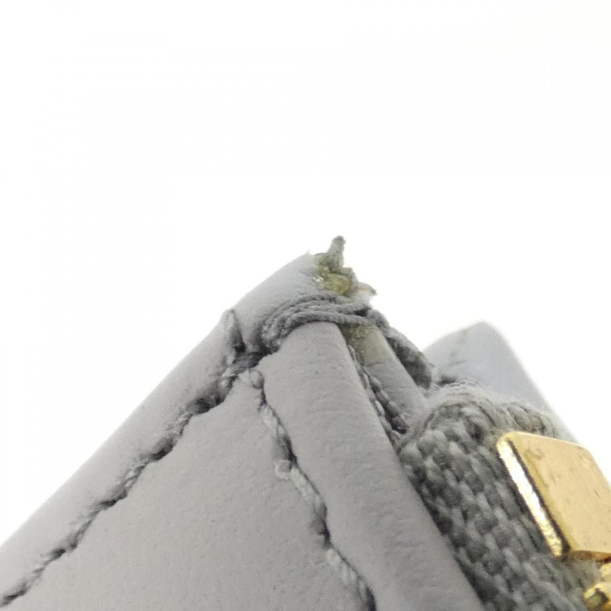 Prada Wallet Gold — view 4