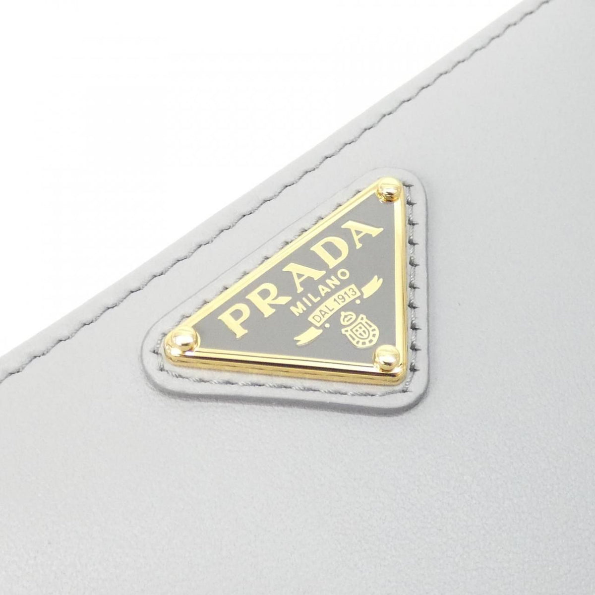 Prada Wallet Gold — view 3