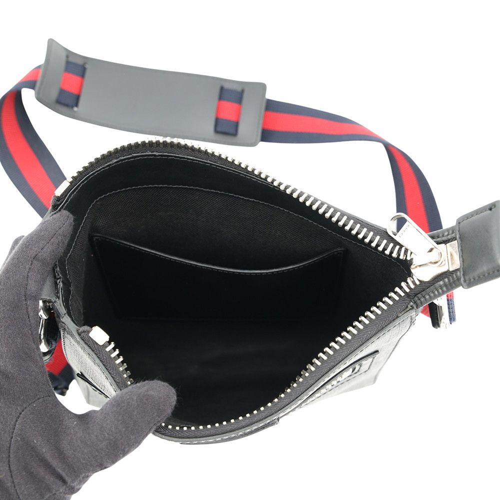 Gucci Shoulder Bag GG Supreme Small Black — view 5