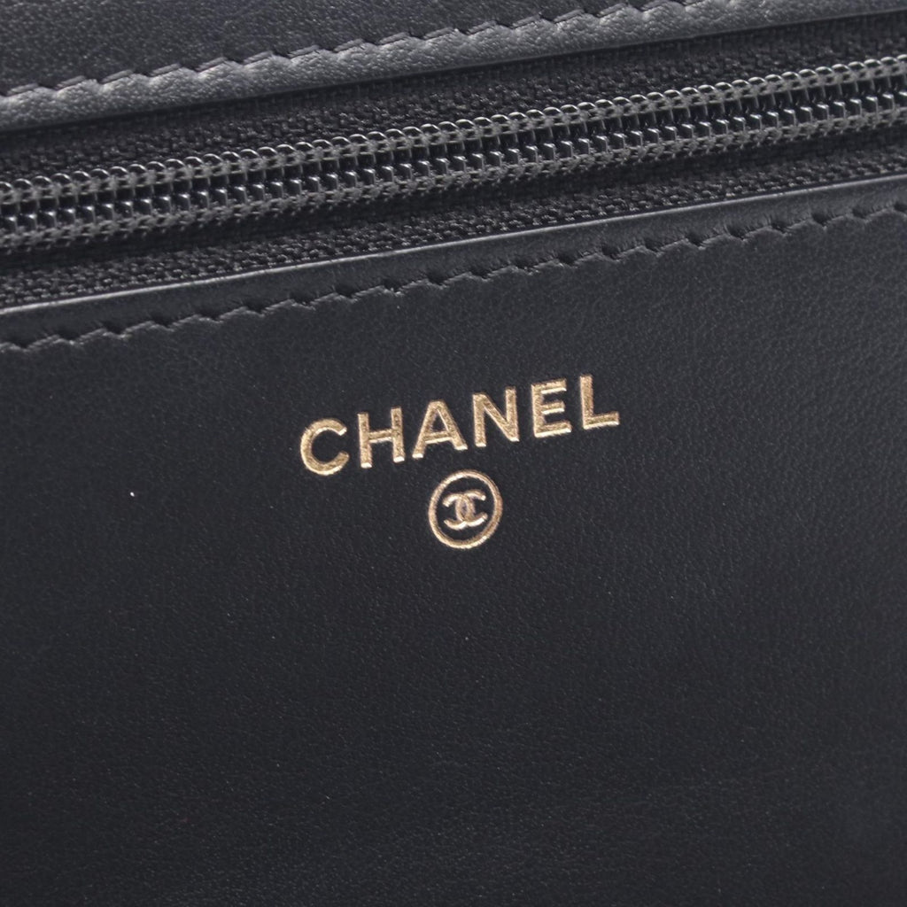 Chanel Shoulder Bag Boy Quilted Black Caviar Leather Boy Chain Wallet — view 4