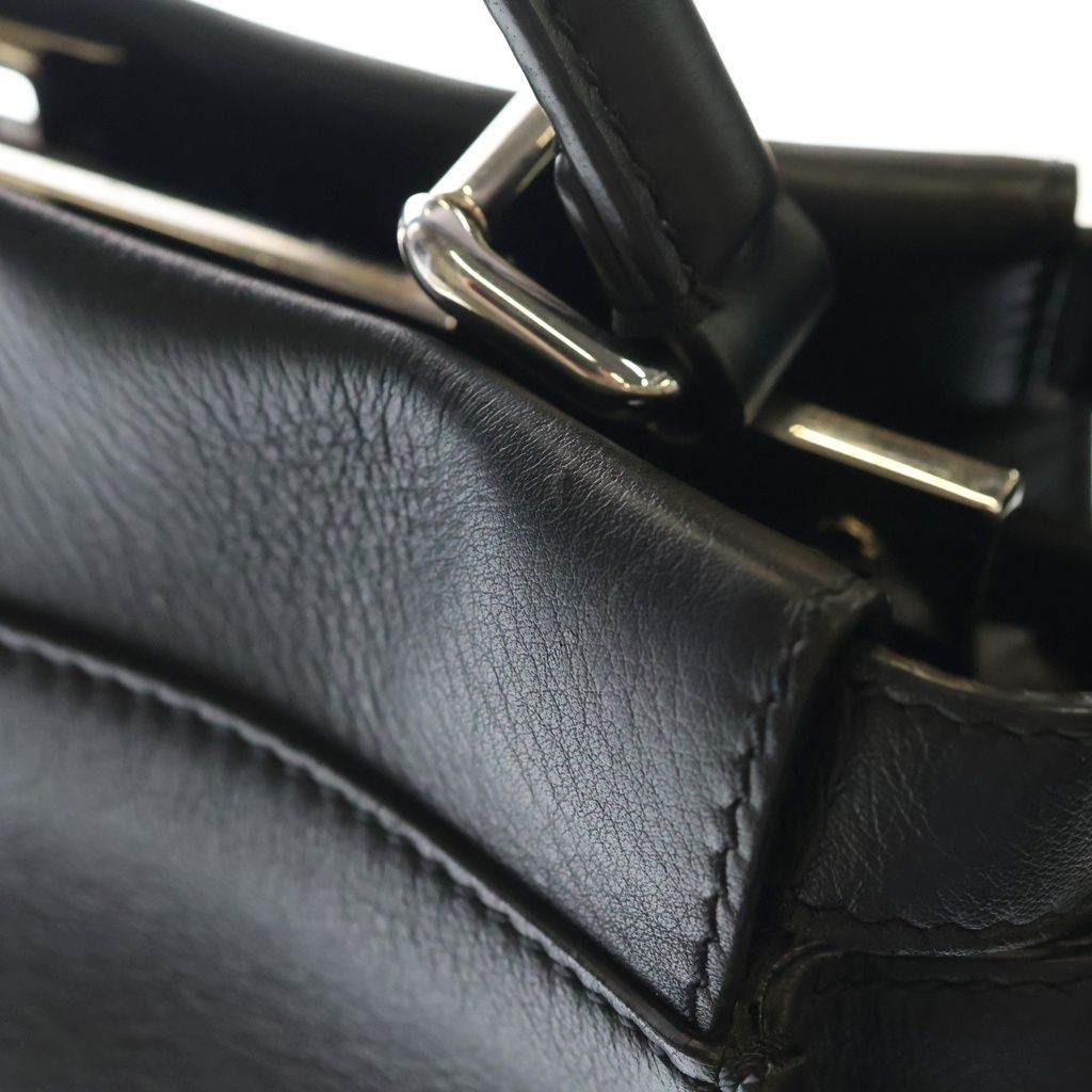 Fendi Peekaboo Regular Selleria Leather 2-Way Shoulder Bag Black — view 7