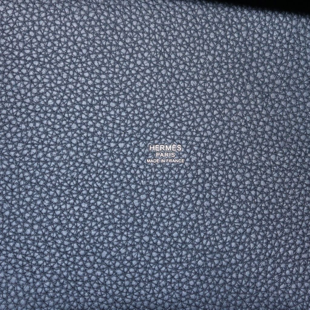 Hermes Picotin Lock MM Taurillon Clemence Gold Handbag Noir — view 7