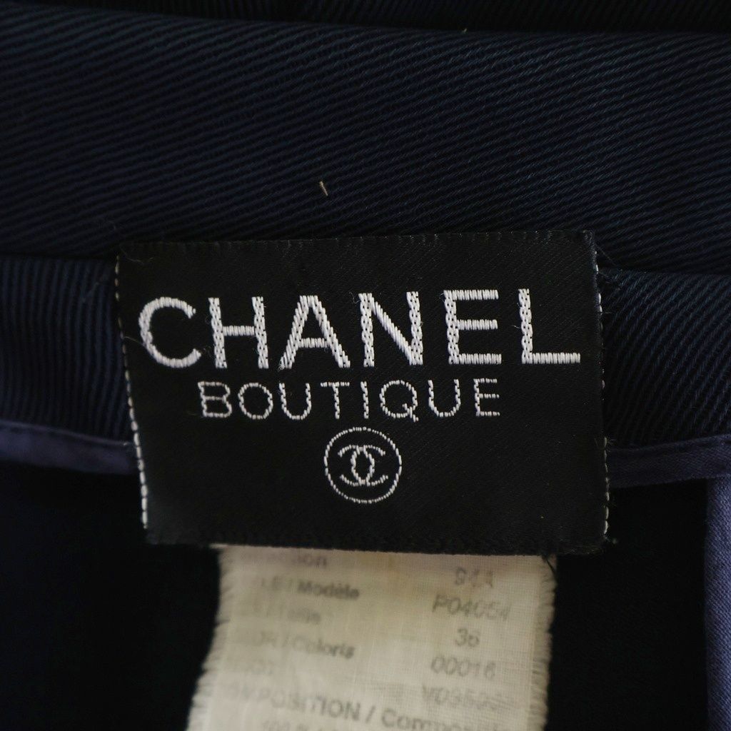 Chanel Boutique Vintage Wool Jacket CC Logo Button Navy — view 8