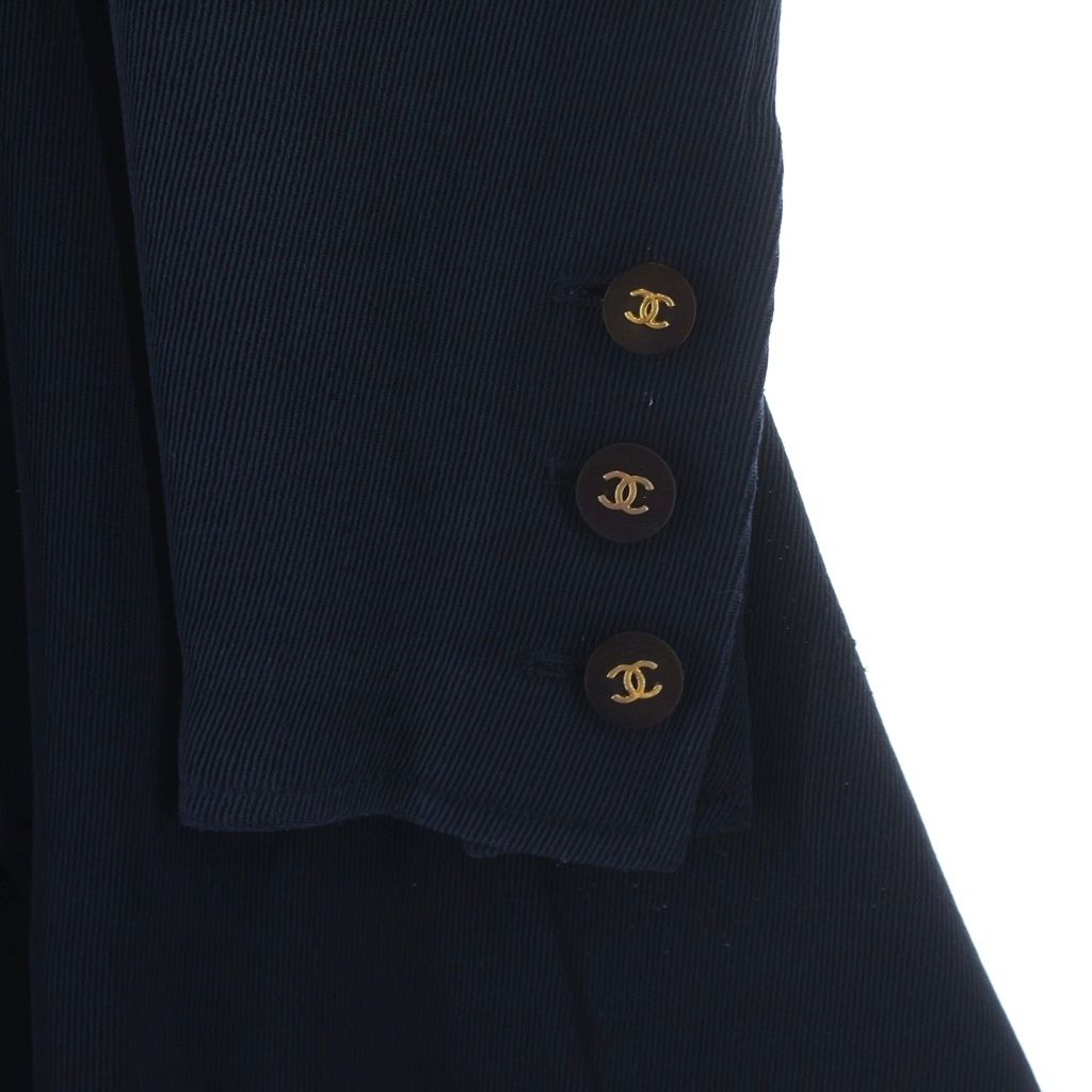 Chanel Boutique Vintage Wool Jacket CC Logo Button Navy — view 5