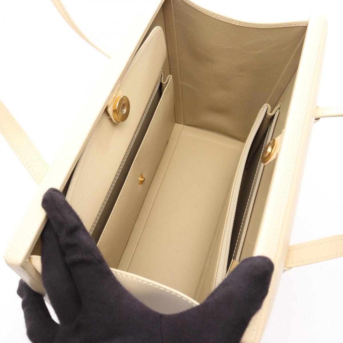 Loewe Handbag Ivory Leather — view 3