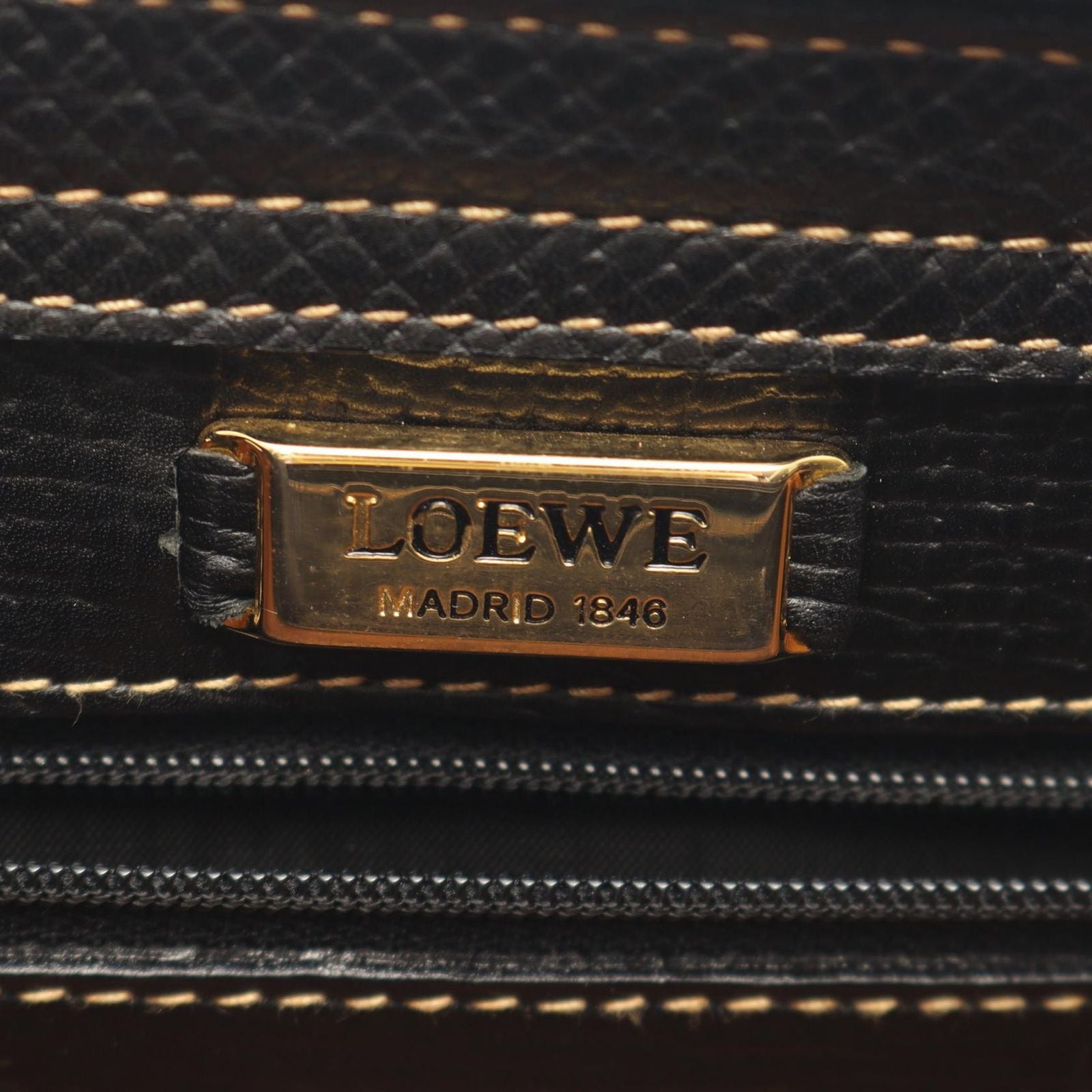 Loewe Tote Black Leather Shoulder Bag — view 4