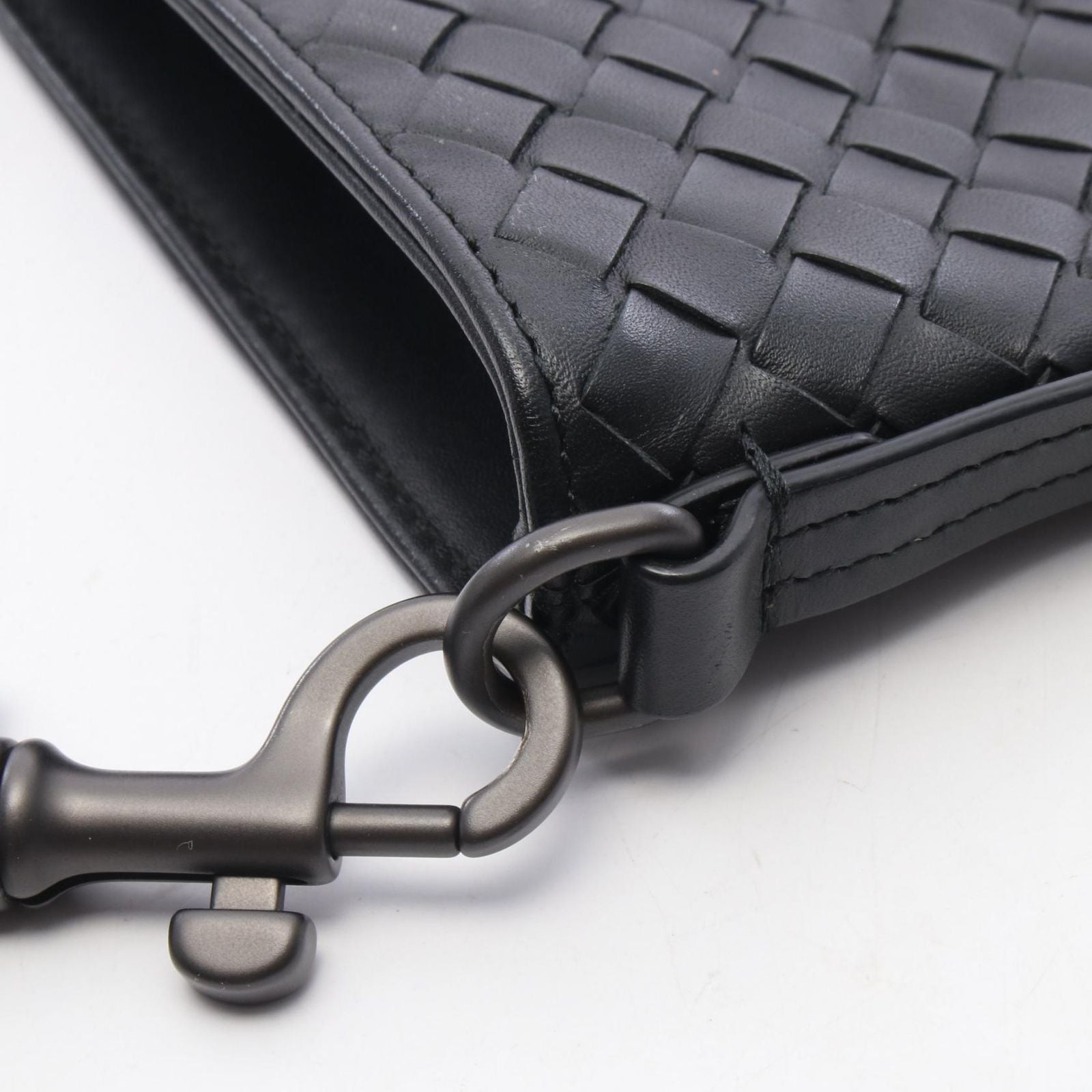Bottega Veneta Shoulder Bag Intrecciato Black Leather — view 8