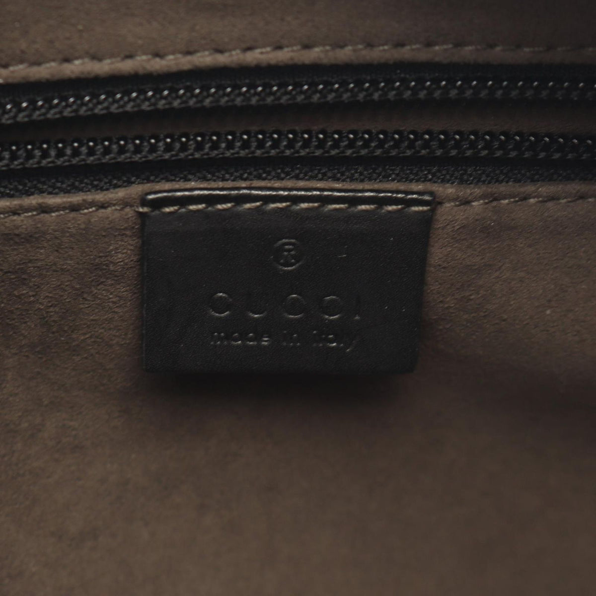 Gucci Shoulder Bag GG Supreme Beige Black Canvas Leather — view 4