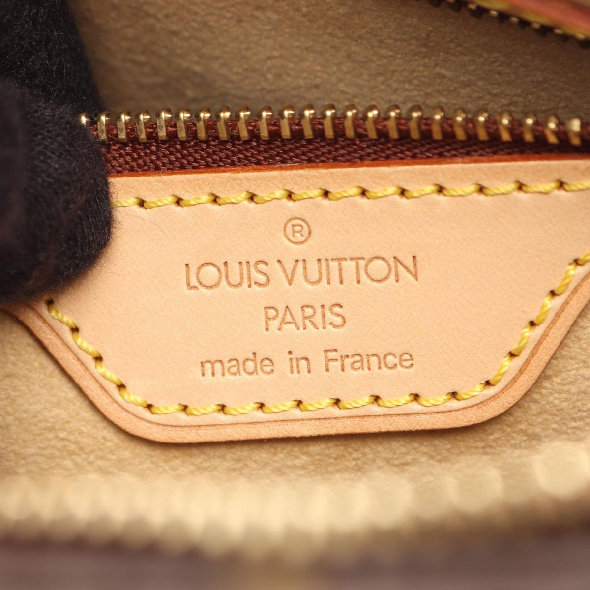 Louis Vuitton Shoulder Bag Looping MM Canvas Leather — view 4