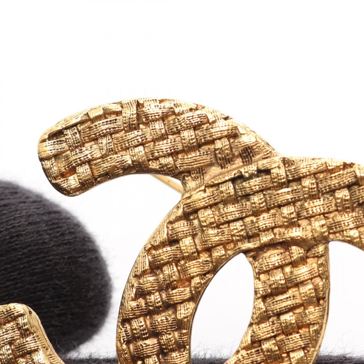 Chanel Brooch CC Logo — view 6