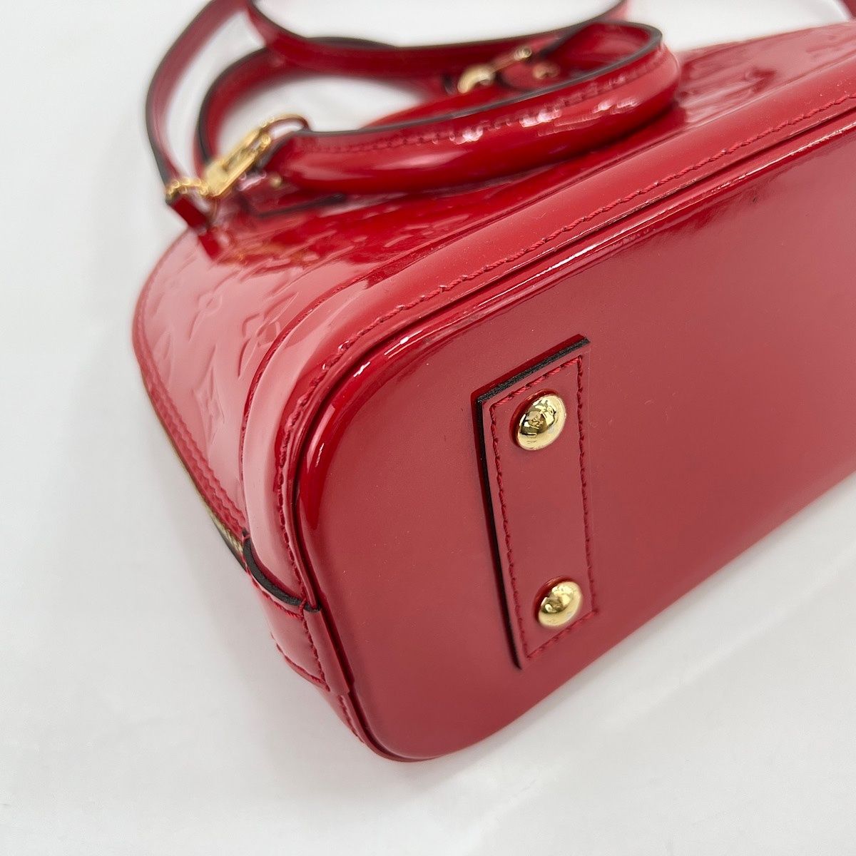 Louis Vuitton Handbag Alma BB — view 8
