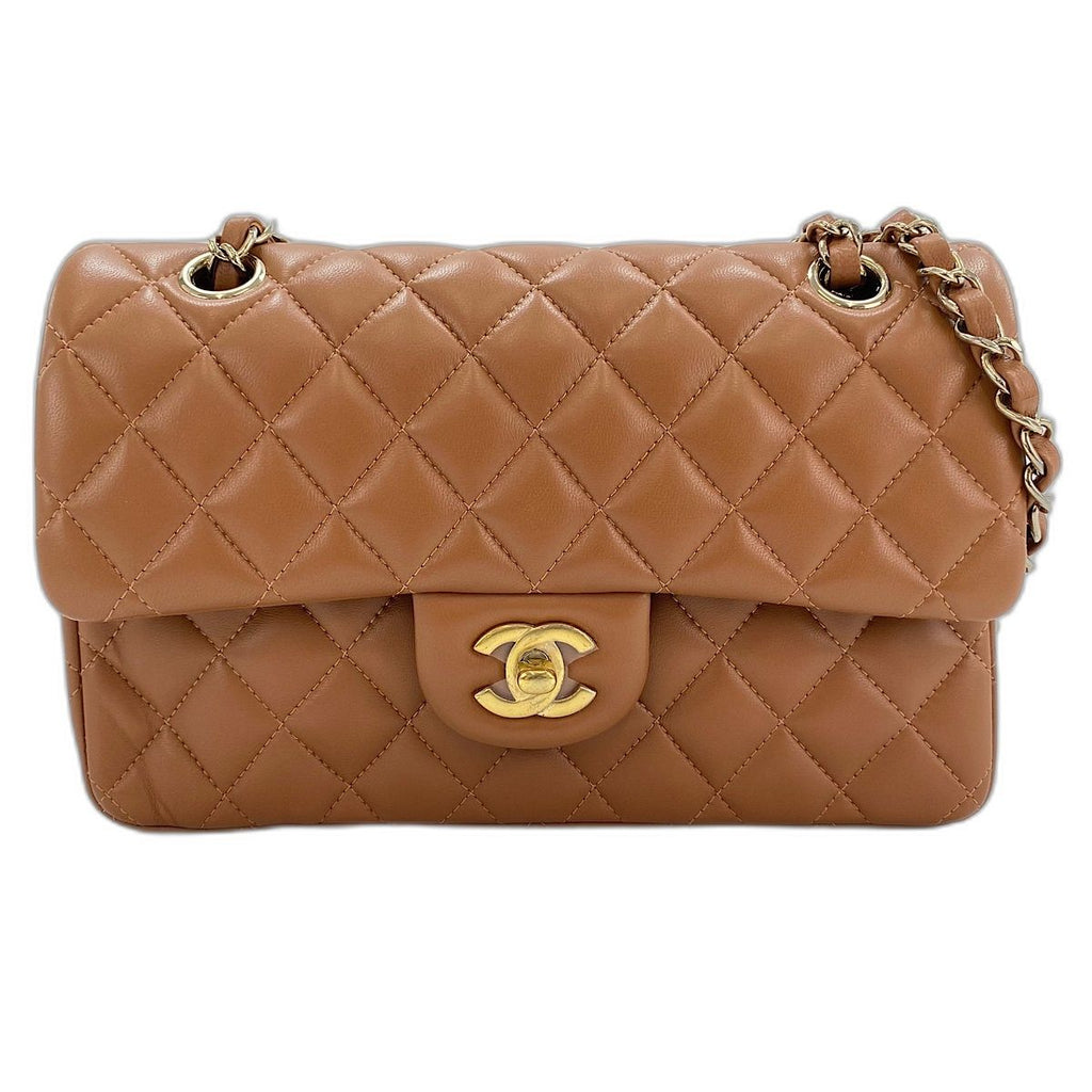 Chanel Shoulder Bag Quilted 23
