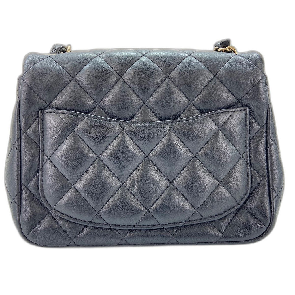 Chanel Shoulder Bag Quilted — view 3